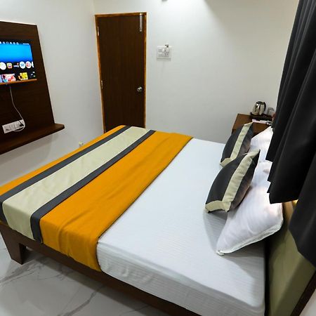 Fortuna Inn Manage By Sn Hospitality Navi Mumbai Exterior photo