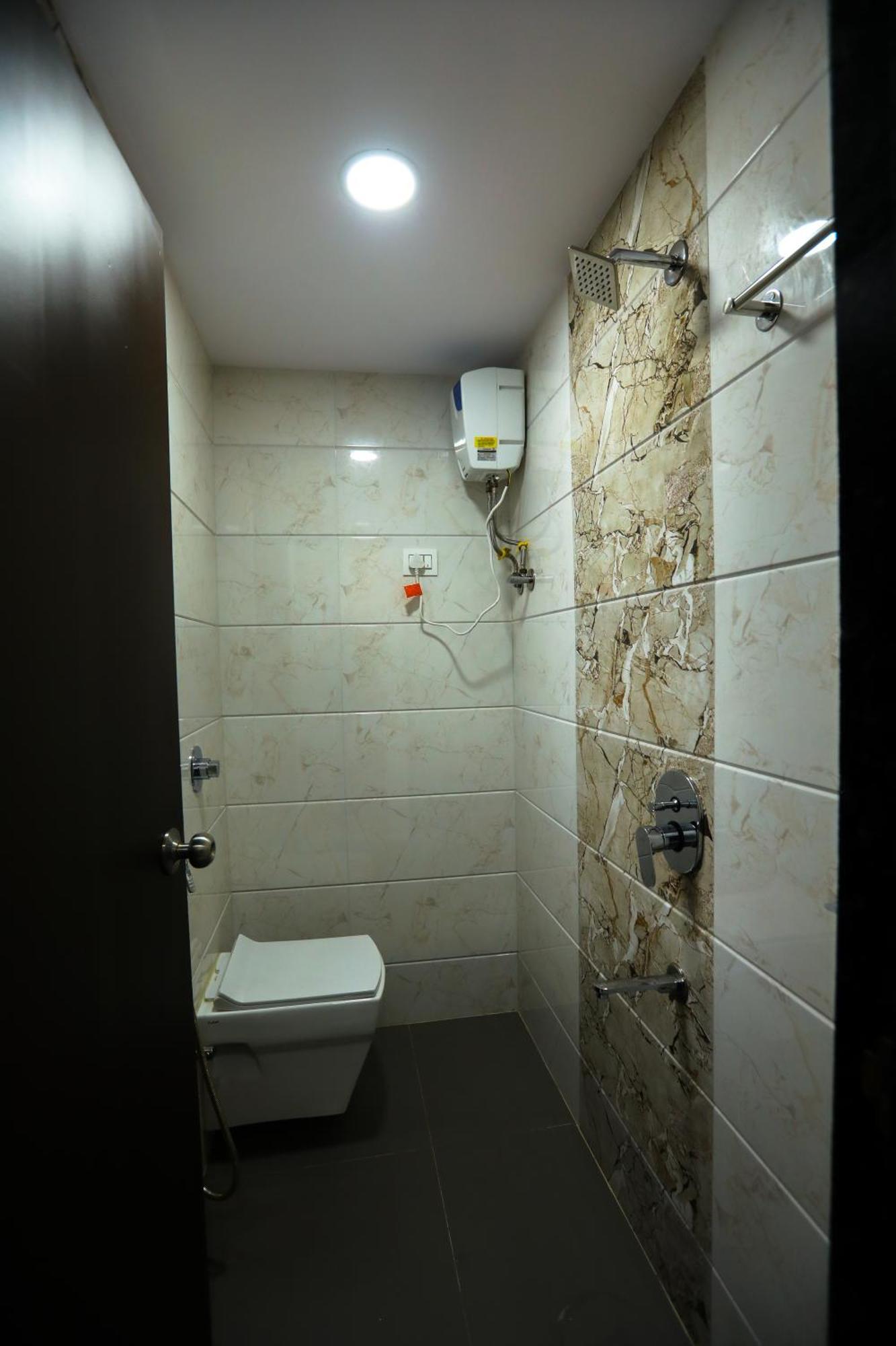 Fortuna Inn Manage By Sn Hospitality Navi Mumbai Exterior photo